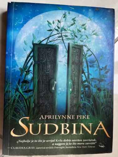 Aprilynne Pike - Sudbina