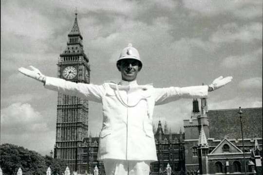 “Belgrade dancing cop”