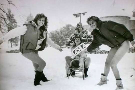 Dirljiva priča sa fotografije tri misice iz 1986.