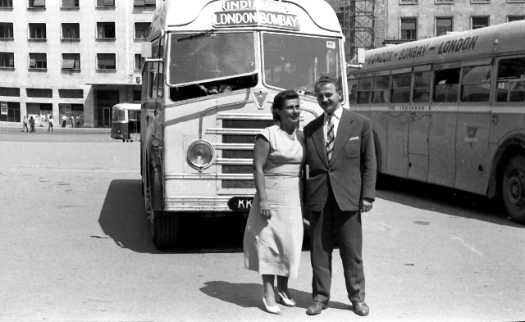 Kako je autobus za Indiju kretao iz centra Beograda