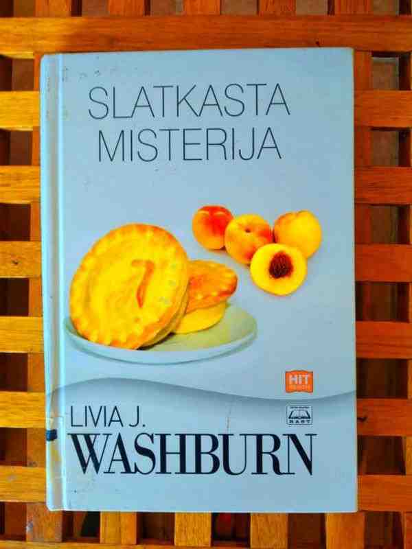 Livia J Washburn - Slatkasta misterija