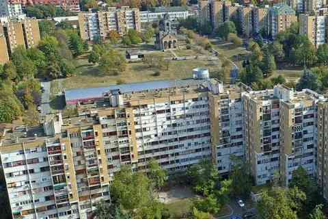Masovno nadziđivanje je bilo inicirano – osamdesetih u Mirijevu
