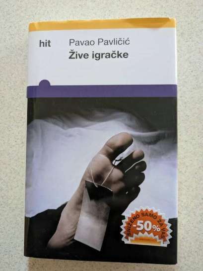 Pavao Pavličić - Žive igračke