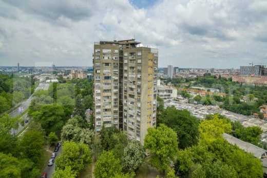 “Živi zid” od pet solitera po uzoru na odbranu Tita u Drvaru